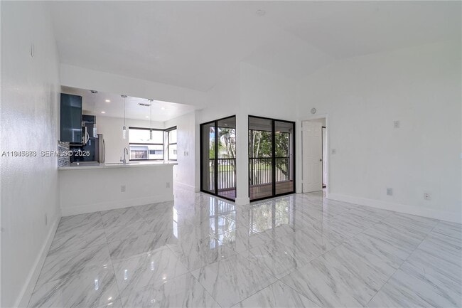 Photo - 1031 Adams Ave Unit 1031I