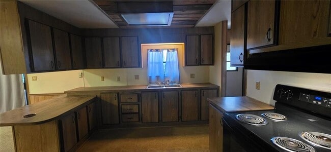 Photo - 85 SW 255th St