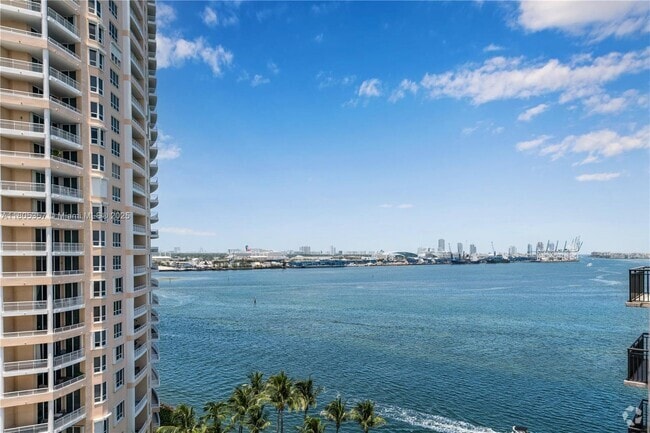 Building Photo - 540 Brickell Key Dr Unit 1422 Rental