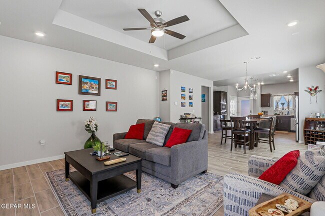 Photo - 51049 Fox Trl Ave