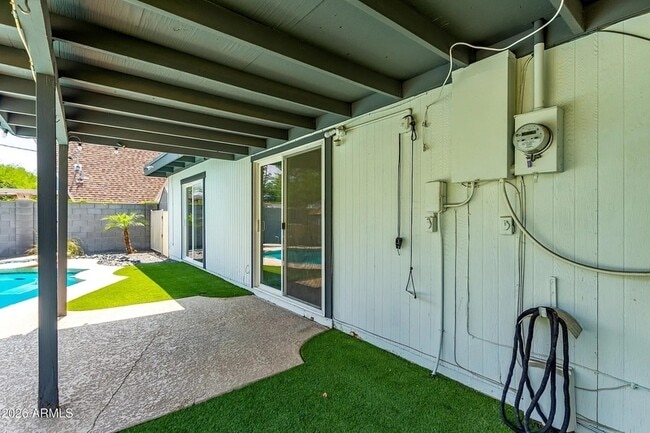 Photo - 3710 E Altadena Ave