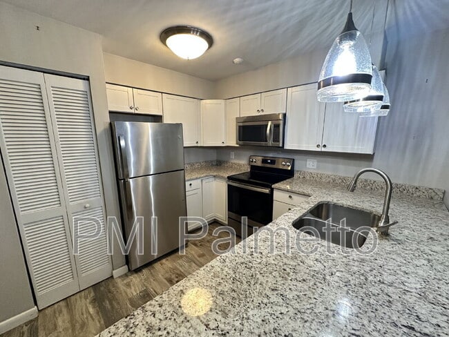 Photo - 405 Harbison Blvd Unidad #114