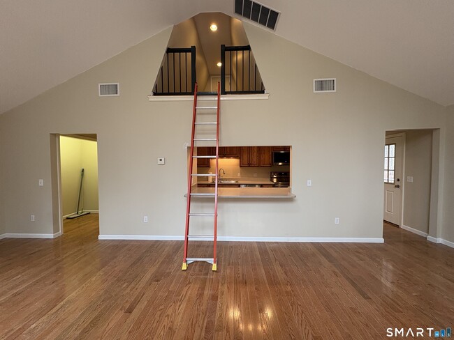 Photo - 149 Salem Rd