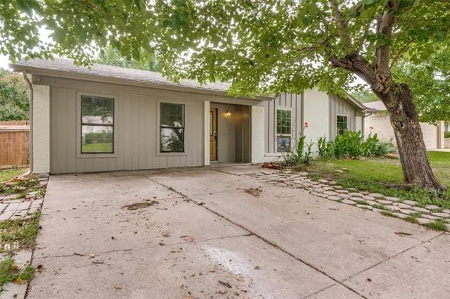 Photo - 2014 Laurel Oaks Dr