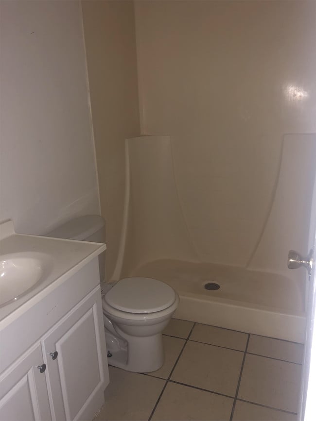 Photo - 2330 Maple Ave Unit 304