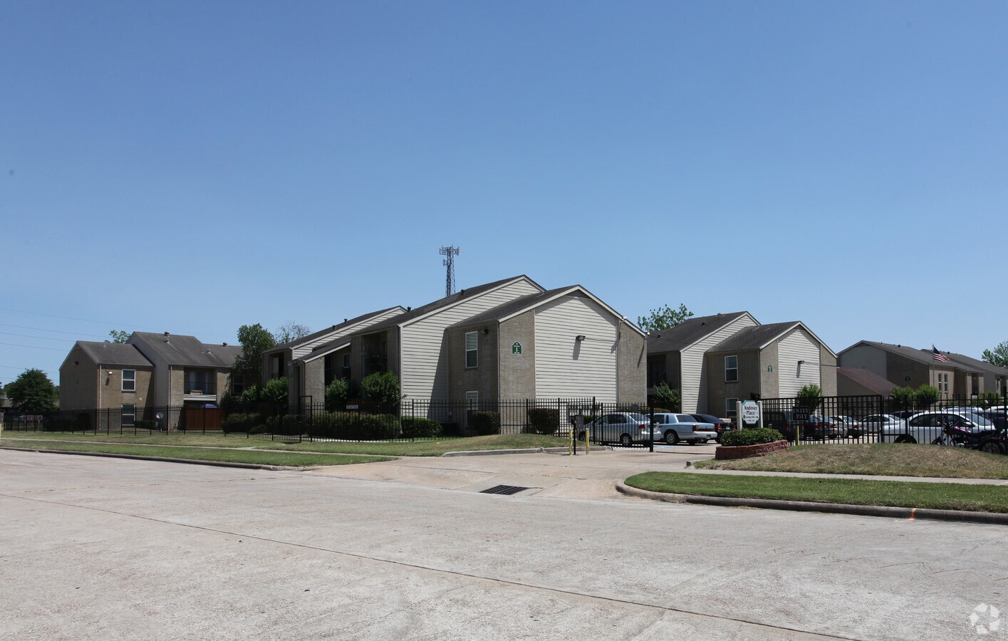 Andover Place Apartments - Andover Place Apartments