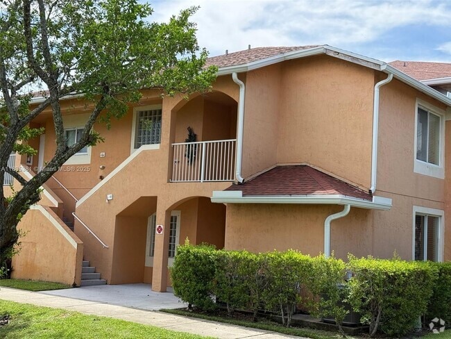 Building Photo - 6976 SW 39th St Unit G203 Rental