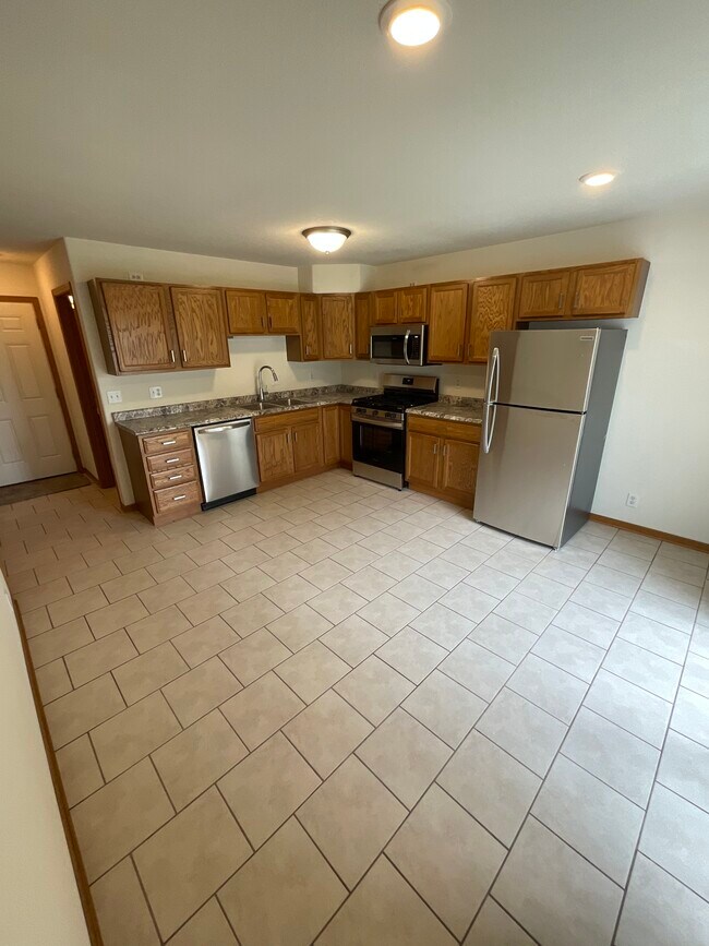 1265 Winans Ave Townhome Townhome Rental in Bourbonnais IL