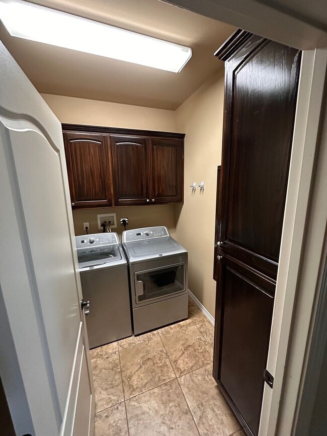 Photo - 1010 S Vancouver Ave