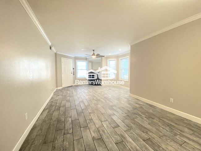 Photo - 1505 N Center St Unit 103