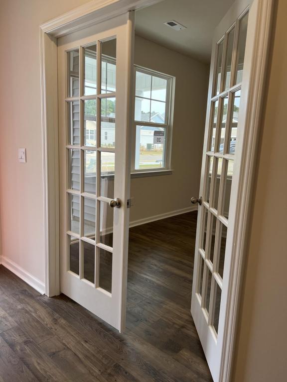 Photo - 181 Kelsey Ct