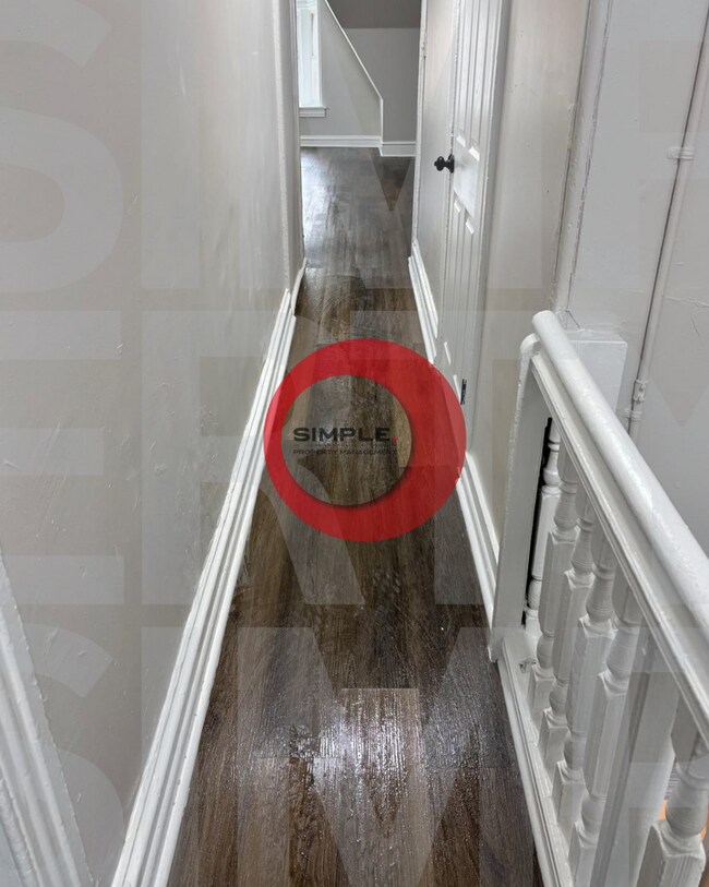 Photo - 230 N 4th St Unit Apartment 3