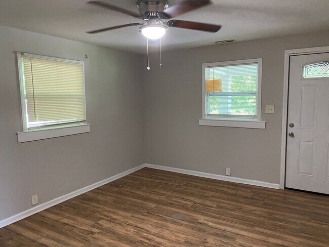 Photo - Available to Show **Holiday Move-in Special**$500 off the first full month's rent!