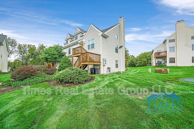 Photo - 1101 Lexington Way