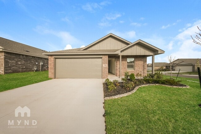 Building Photo - 3736 Los Cabos Dr