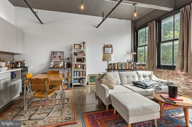 Photo - 1701 Tulip St Apartment Unit 205