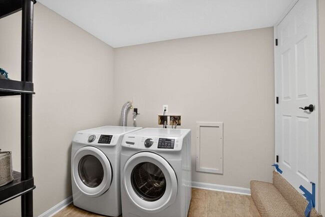 Photo - 23259 Laurel Hill Dr