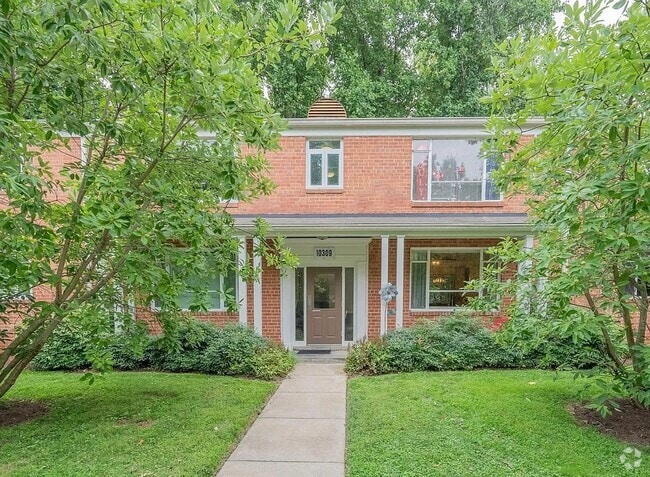 Building Photo - Great 2BR located in Northern Bethesda Rental
