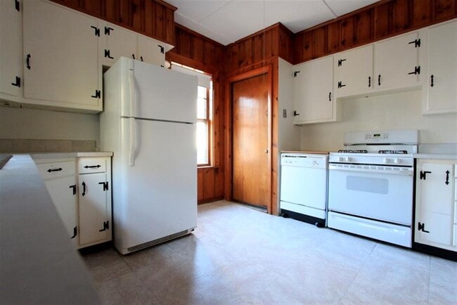 Photo - 92 Rogers Ave Unit 92