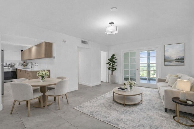 Building Photo - 1251 NE 108th St Unit 810