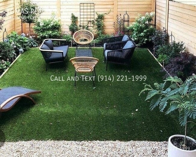 Photo - 245 Woodworth Ave