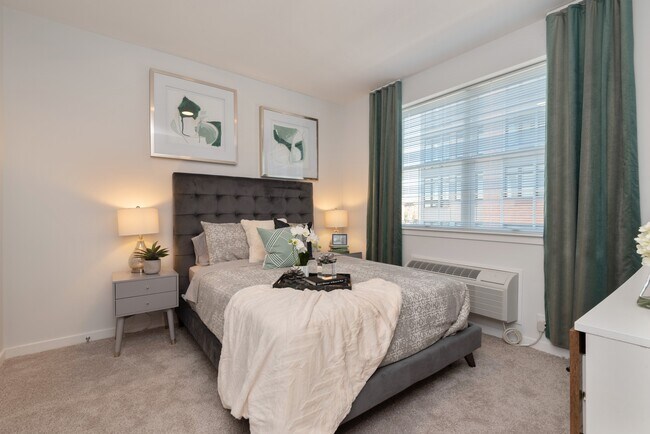 apartamentos tipo estudio, de una y dos habitaciones - City Line Bayonne