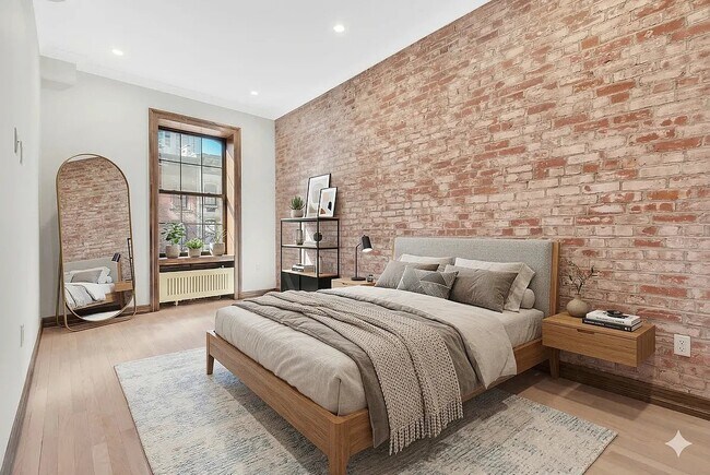 Photo - 121 E 37th St Unit 3A