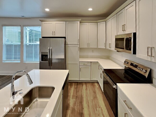 Photo - 3944 Cushman St