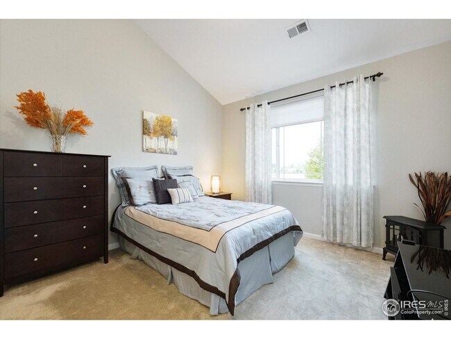 Photo - Gorgeous 3 Bed, 2 Bath Condo in Fantastic ...
