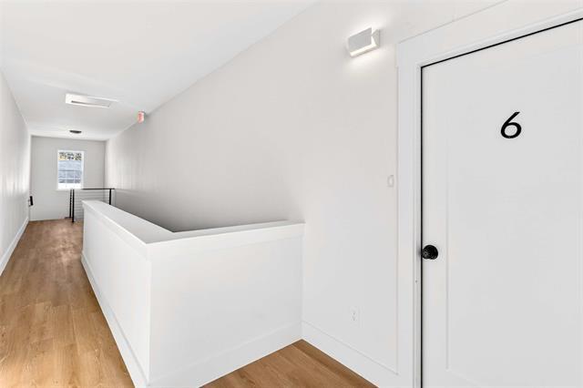 Photo - 439 W 9th St Unit 5