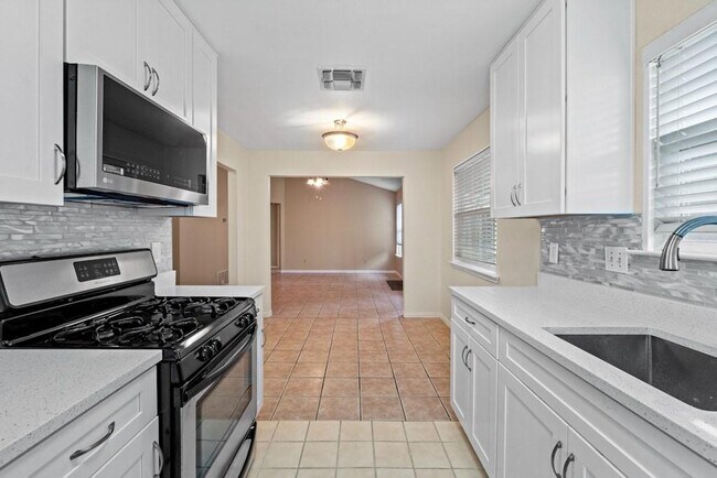 Photo - 1809 Golden Pheasant Dr