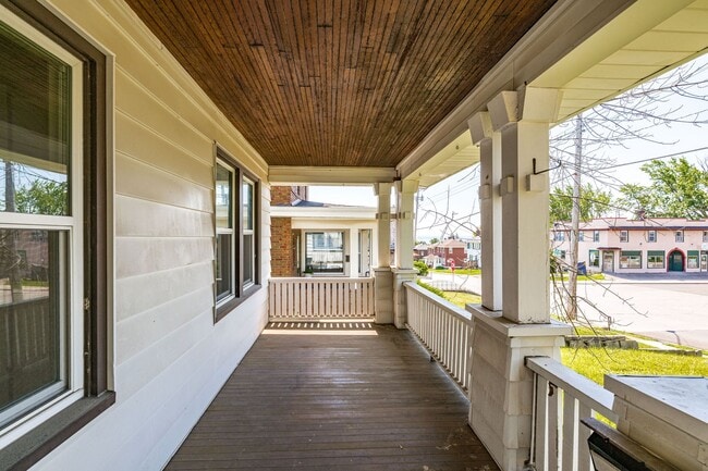 Building Photo - AVAILABLE NOW! 3 Bed/ 1 Bath Single Family... Rental