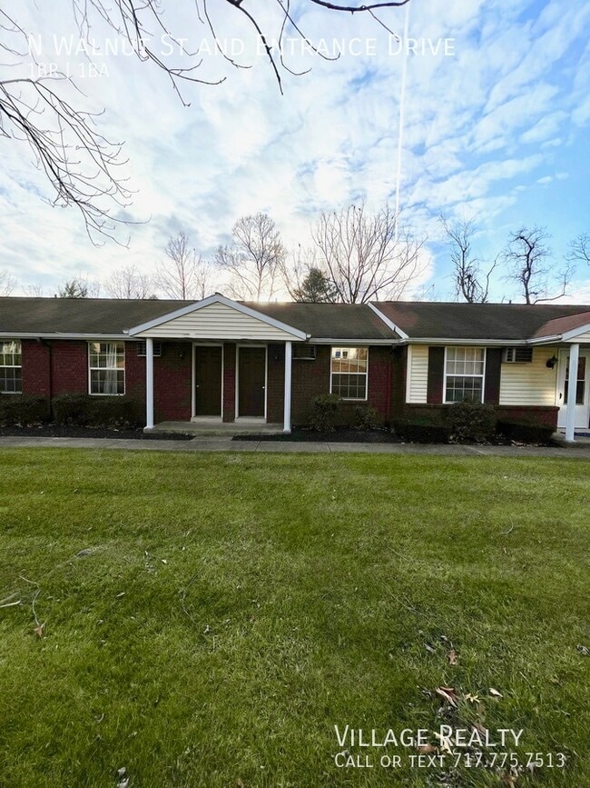 Photo - 302 N Walnut St