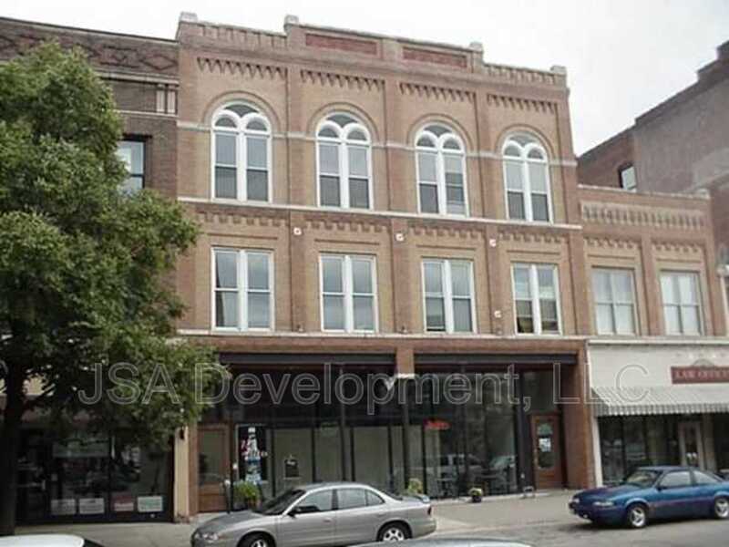 Photo - 320A E 4th St