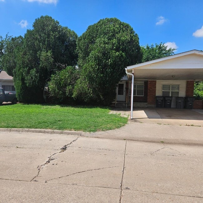 Photo - 5828 NW Dearborn Ave