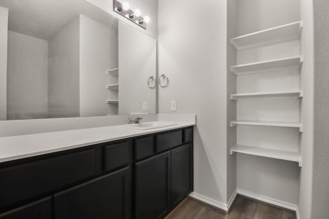 Building Photo - 1403 Acorn Mdw St