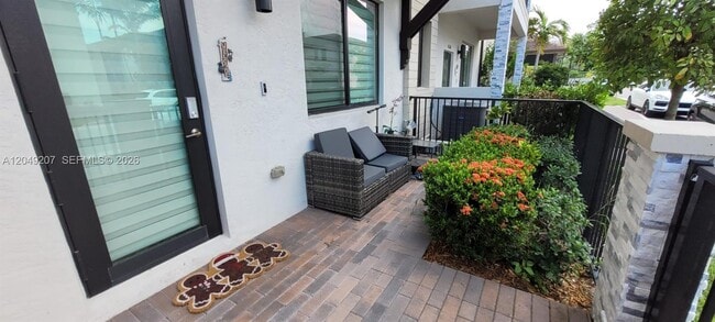 Photo - 4682 NW 83rd Ave