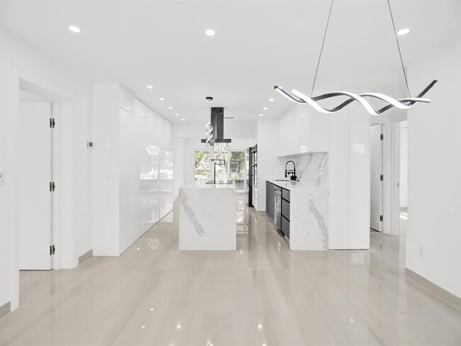 Photo - 4530 SW 34th Dr