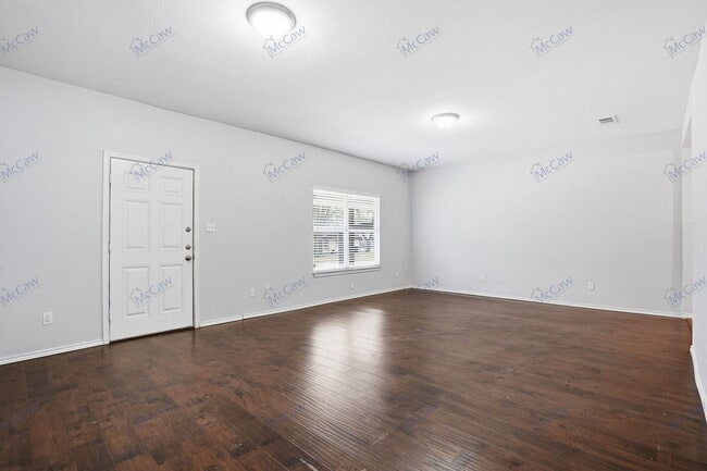 Photo - 508 W Lone Star Ave