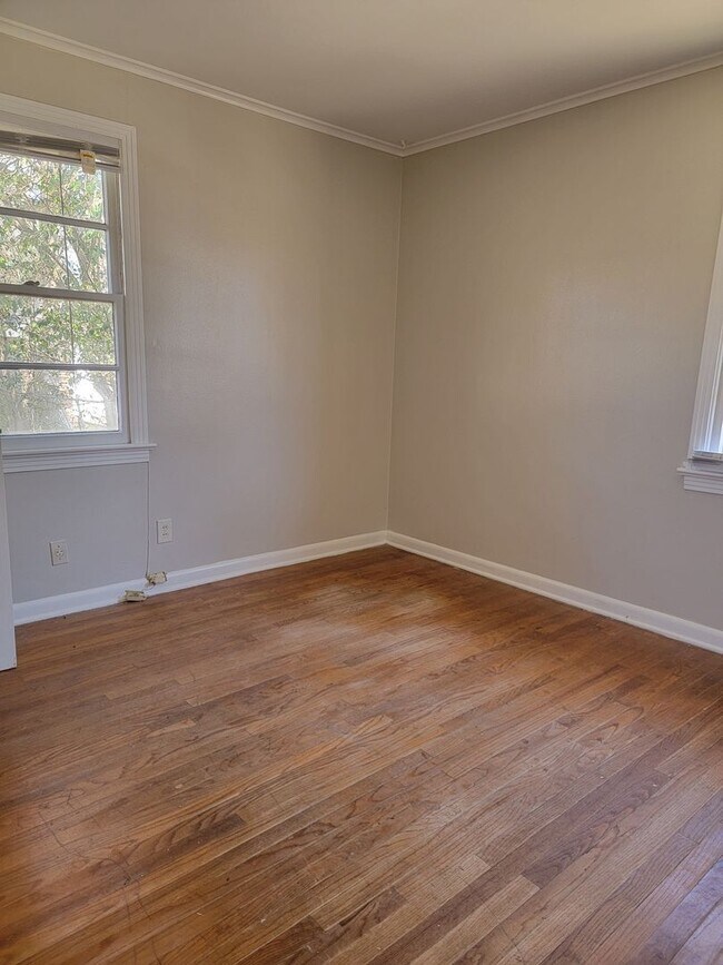 Photo - 144-146e Unidad 146