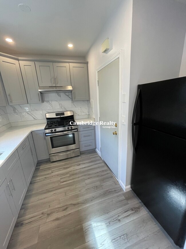 Photo - 73 Marshall St Unit #2