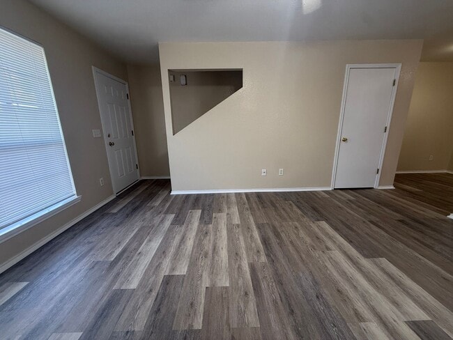 4000 Doraine Ct Unit D