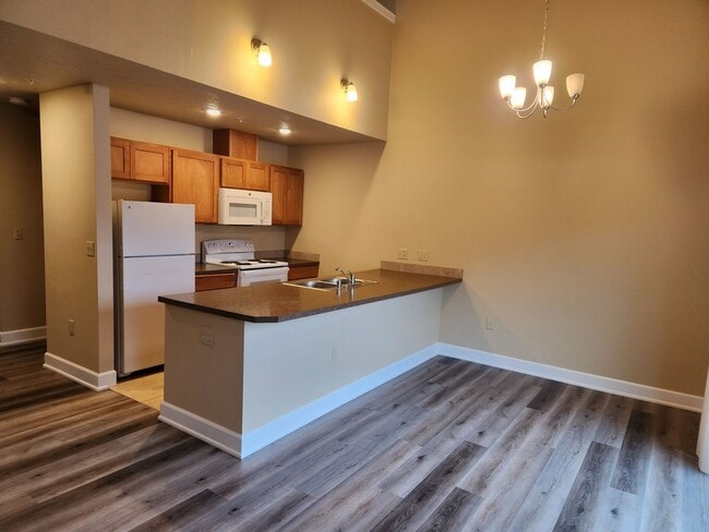 Photo - Cedar Crossing Apartments