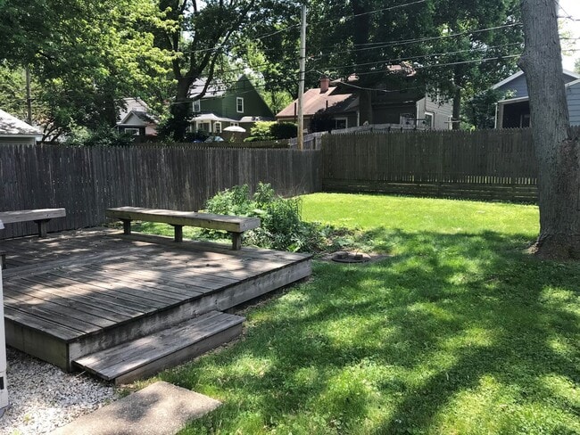 Photo - 2-bed home across from Glenn Park!