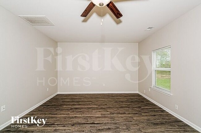 Photo - 6986 Rebecca Ln