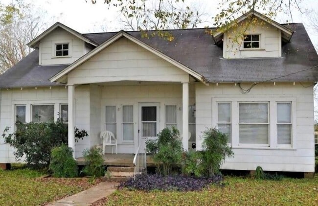 Building Photo - 2223 Co Rd 107