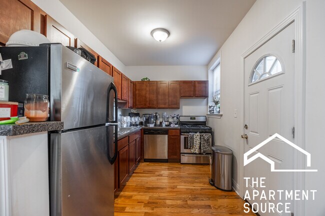 Photo - 630 W Cornelia Ave Unidad S1