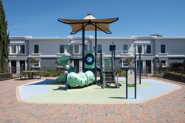 Photo - Ramblewood Apartments