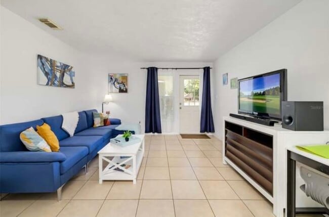 Photo - 4008 Groveland Ave