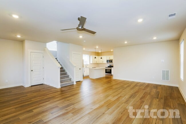 Photo - 6203 Calmus Ct